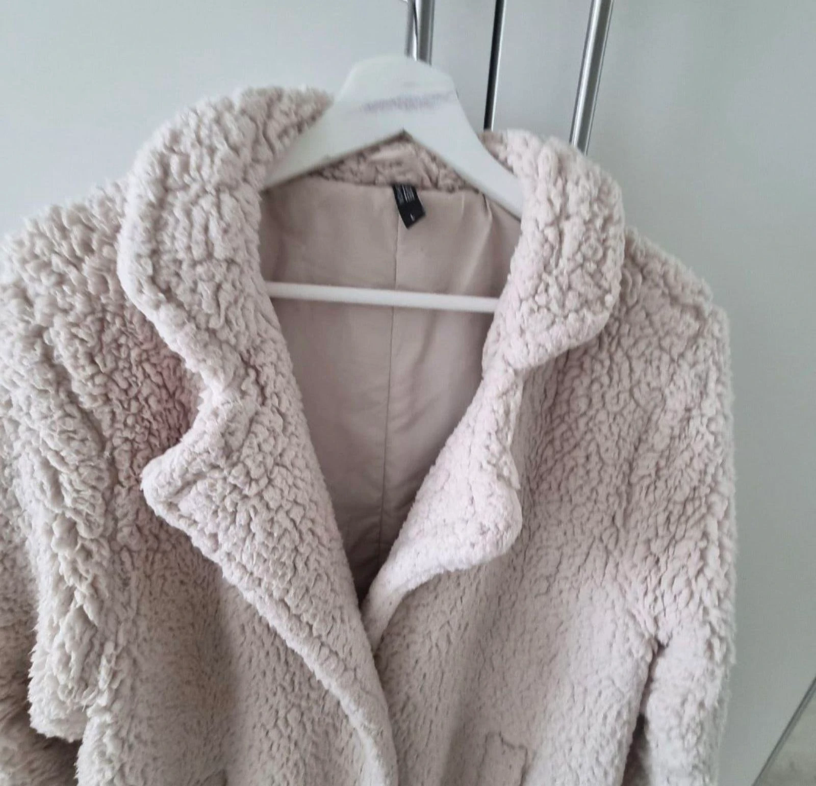 Wibra Chaqueta Teddy Beige / Abrigo de Piel Sintética (Talla L) – Suave y Cálido – photo 3